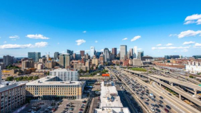 Luxury South End - 2 Bedroom King Amazing Views